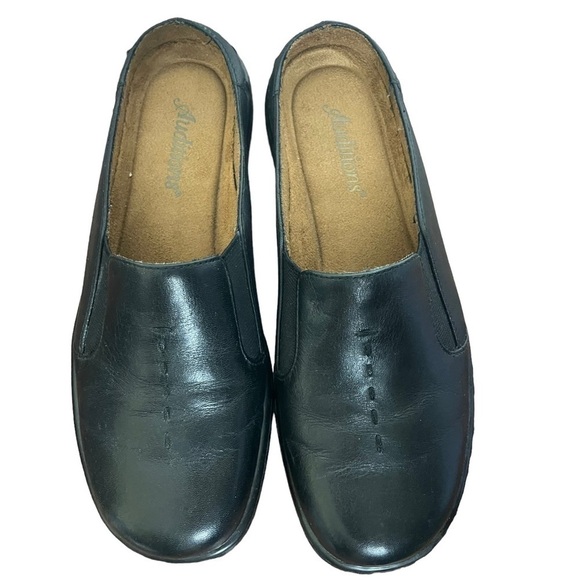Auditions Black Leather Slip On Loafers Flats Size 6 Wide - Picture 12 of 12